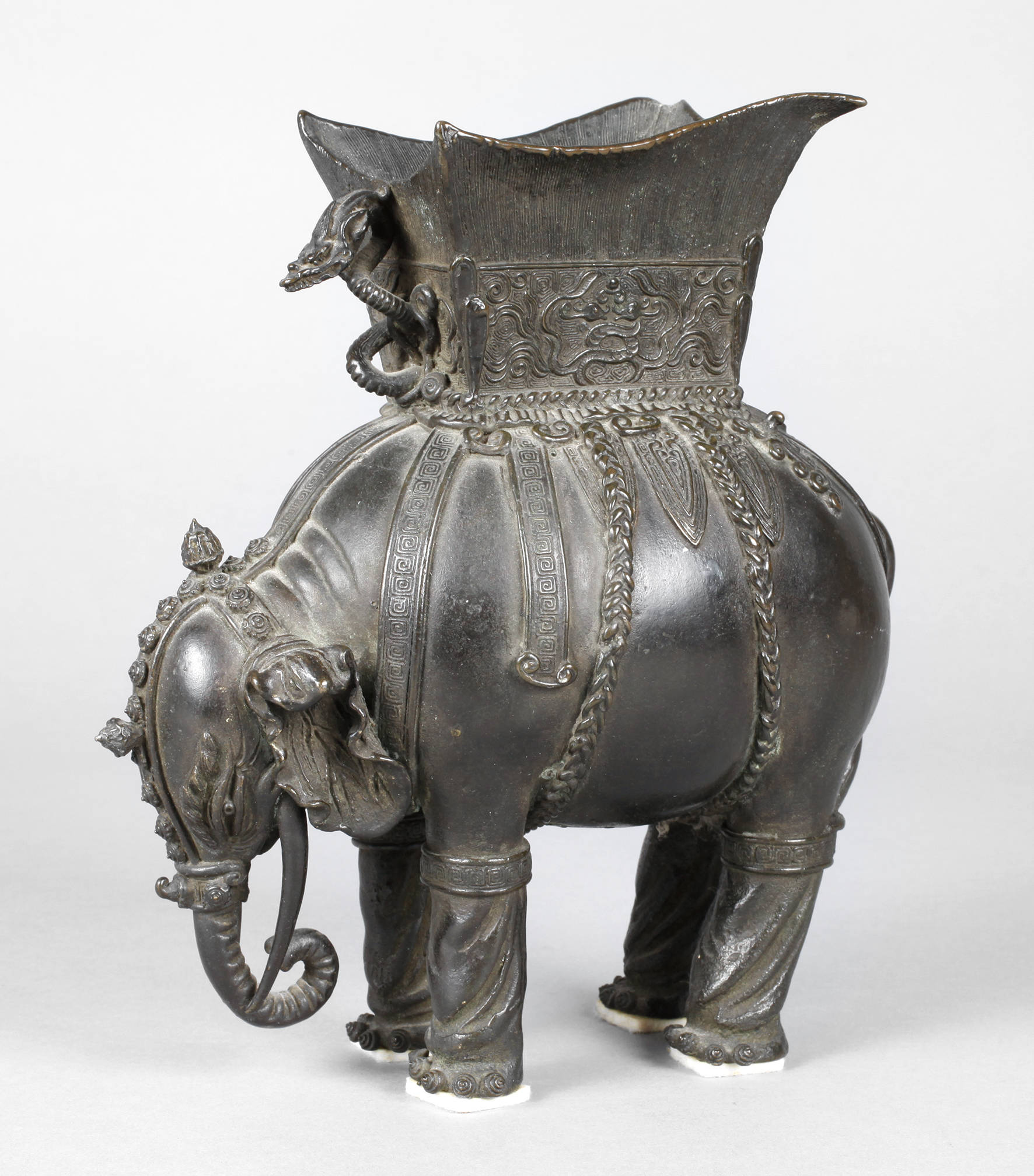 Figürliches Gefäß