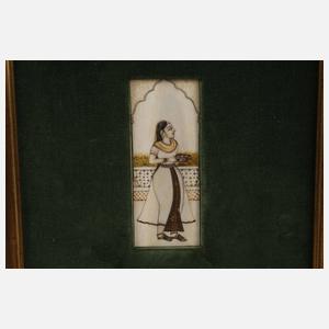 Vier Elfenbeinminiaturen