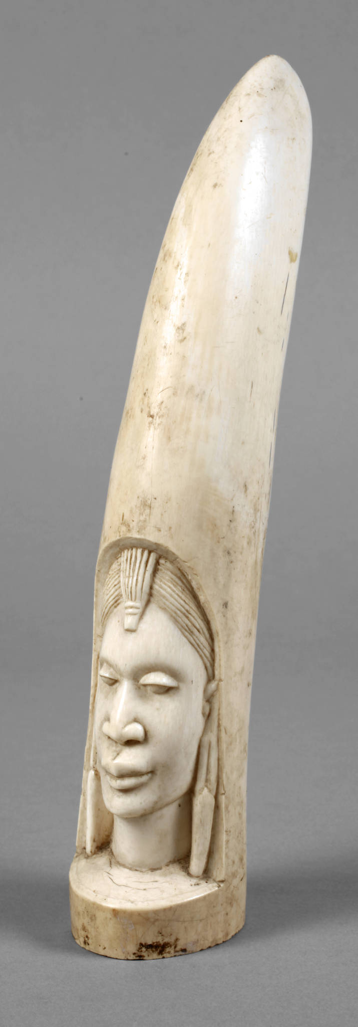 Elfenbeinschnitzerei