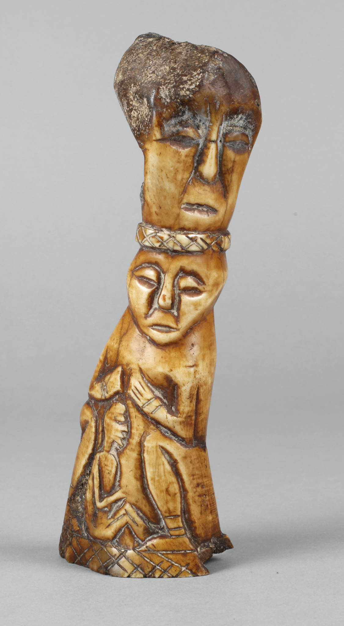 Beinschnitzerei Elfenbeinküste