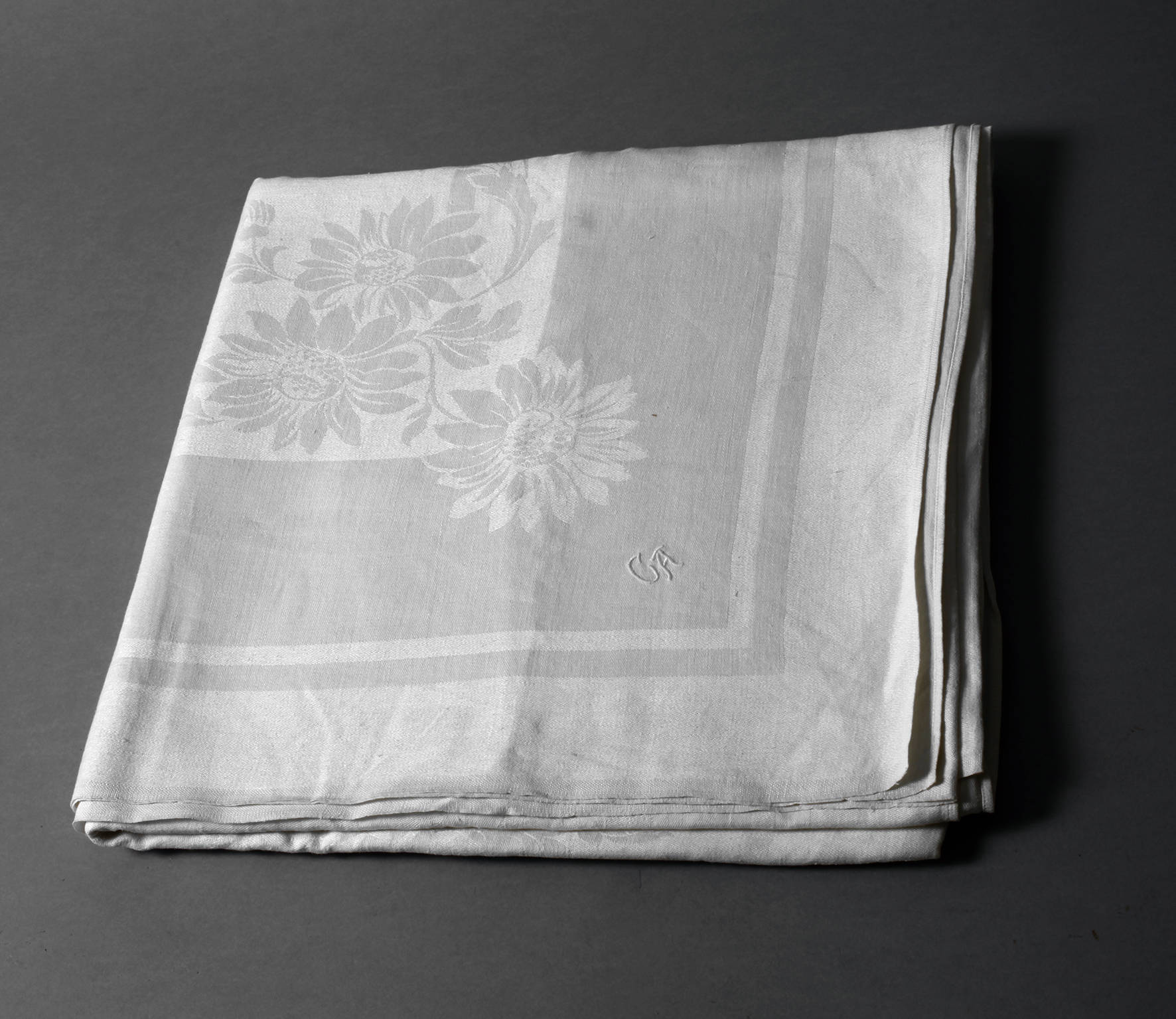 Tafeltuch mit Margaritendekor