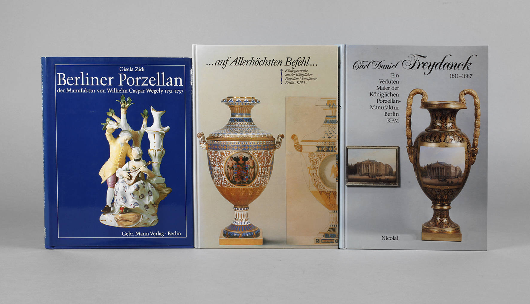 Drei Fachbücher Berliner Porzellan