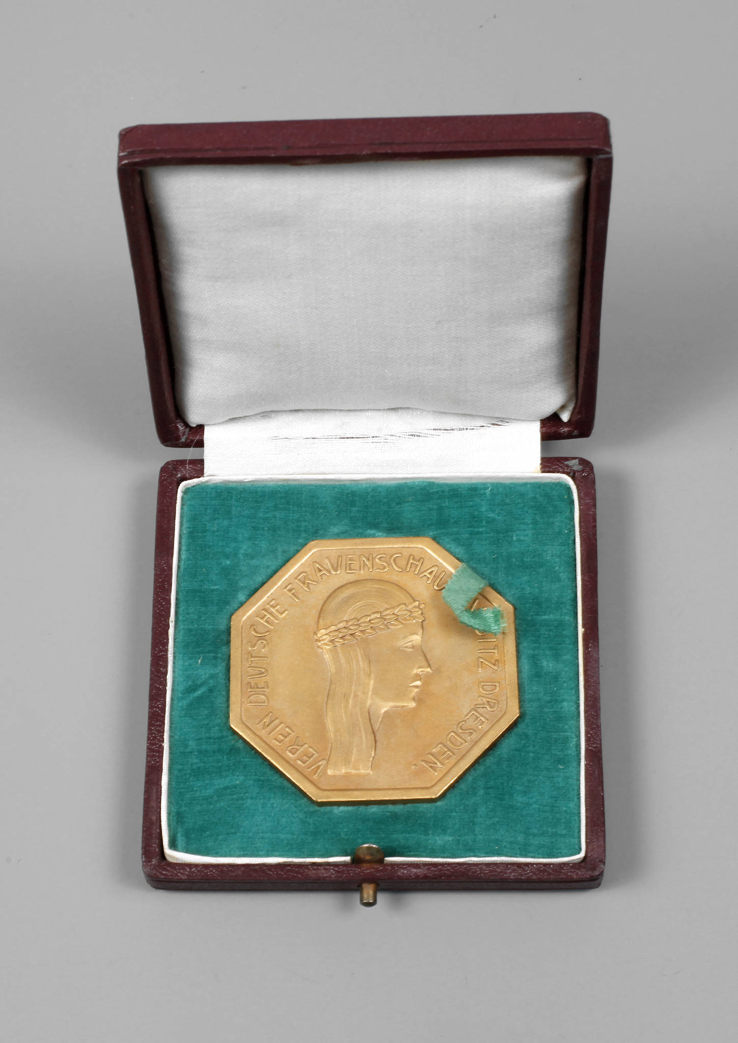 Plakette Deutsche Frauenschau