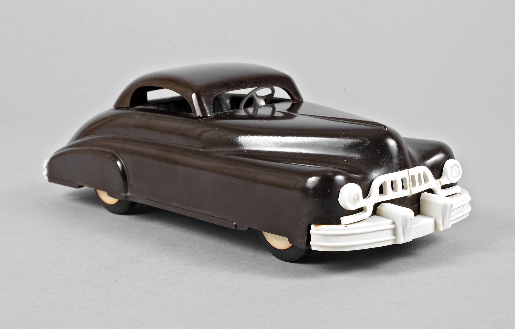 Sery Limousine ”JN-6500”