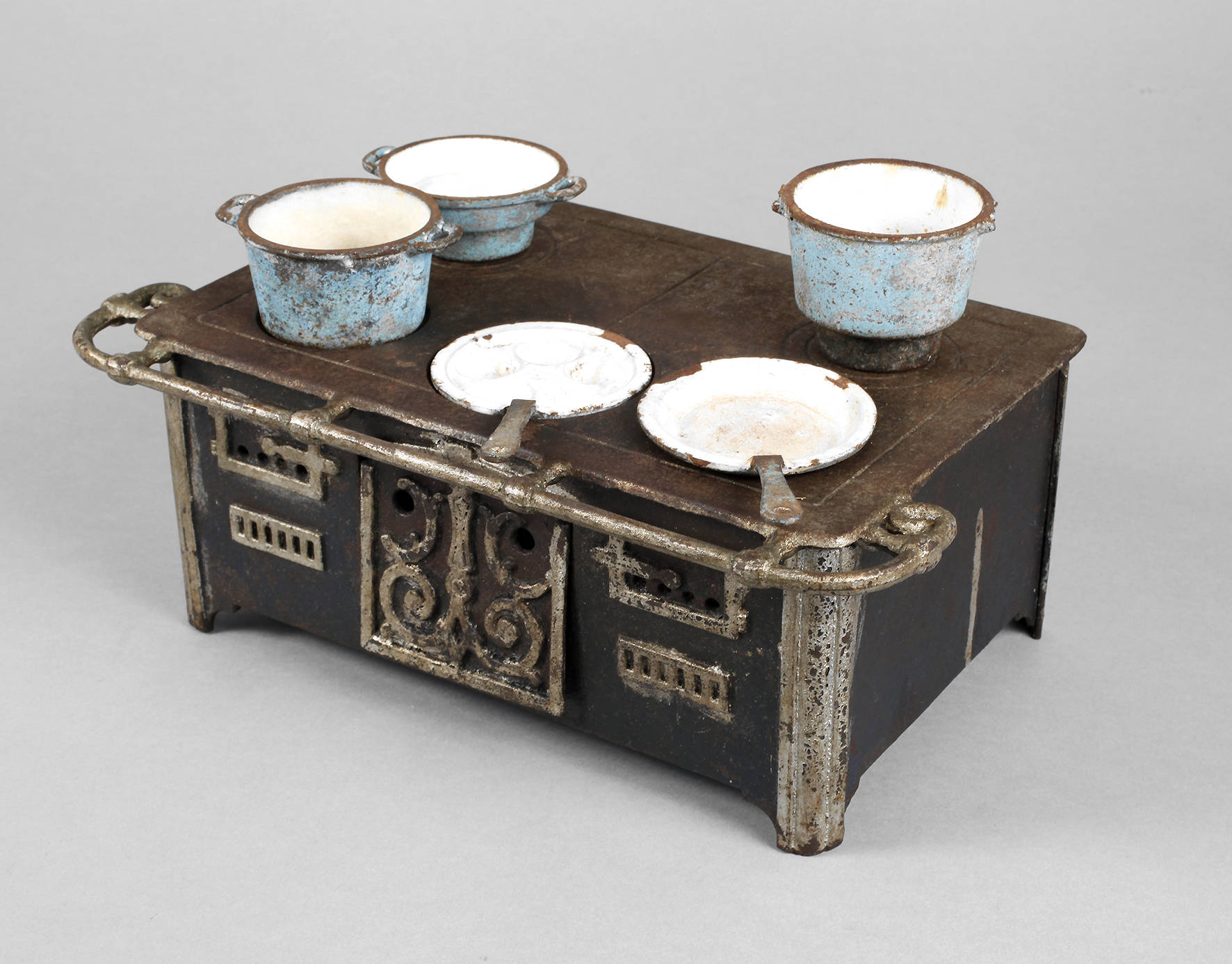 Puppenherd mit Zubehör