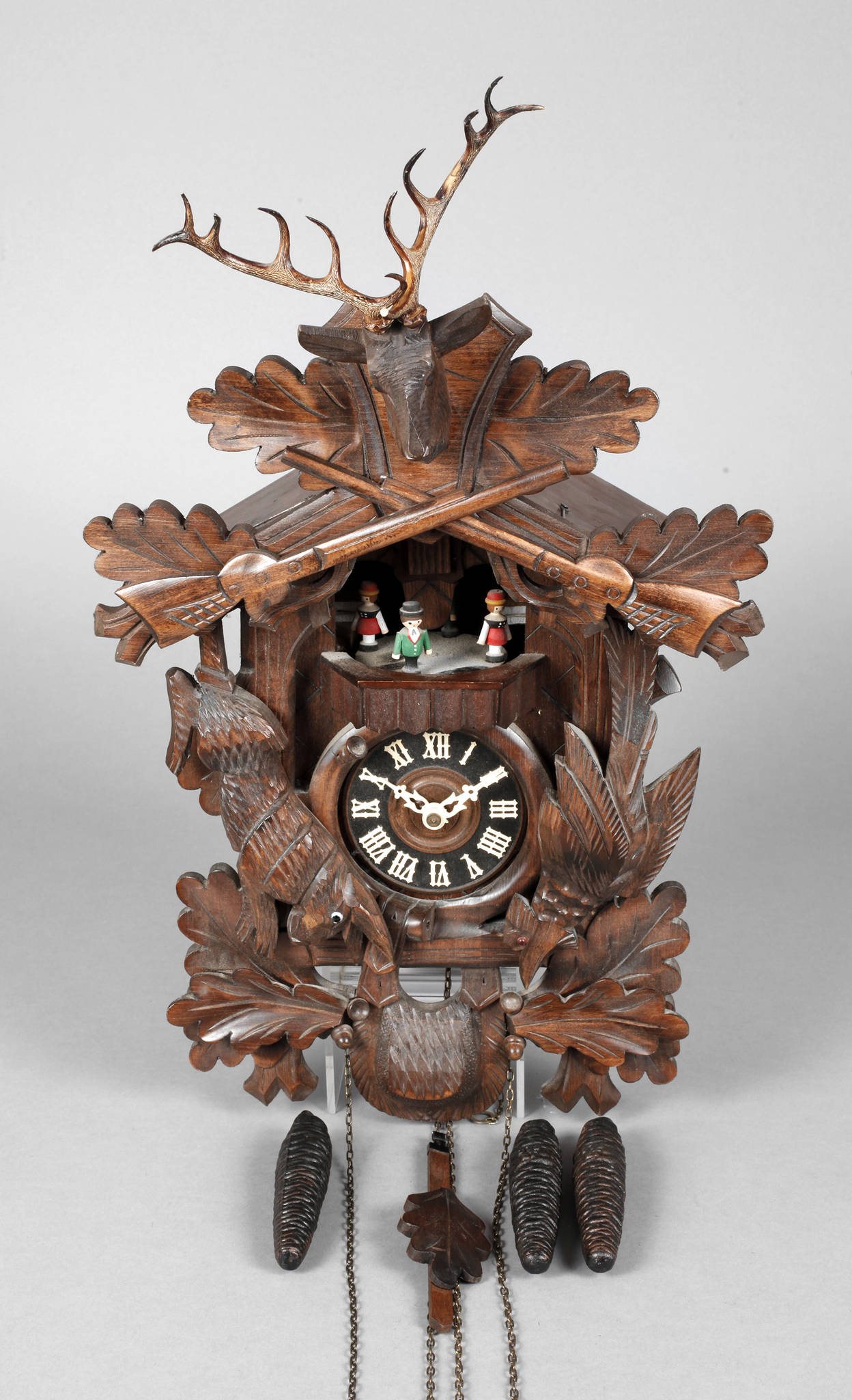 Kuckucksuhr mit Spielwerk