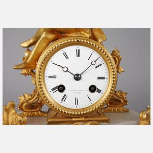 Figurenuhr mit Glassturz