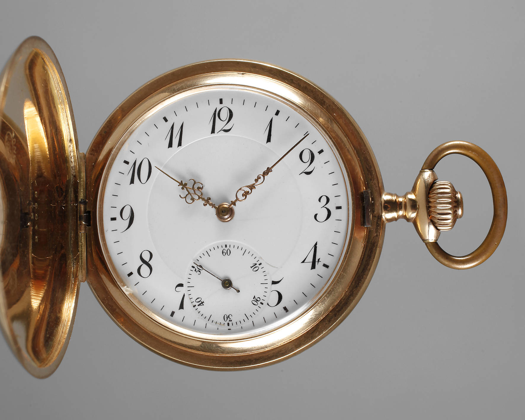 Goldsavonette mit Monogramm