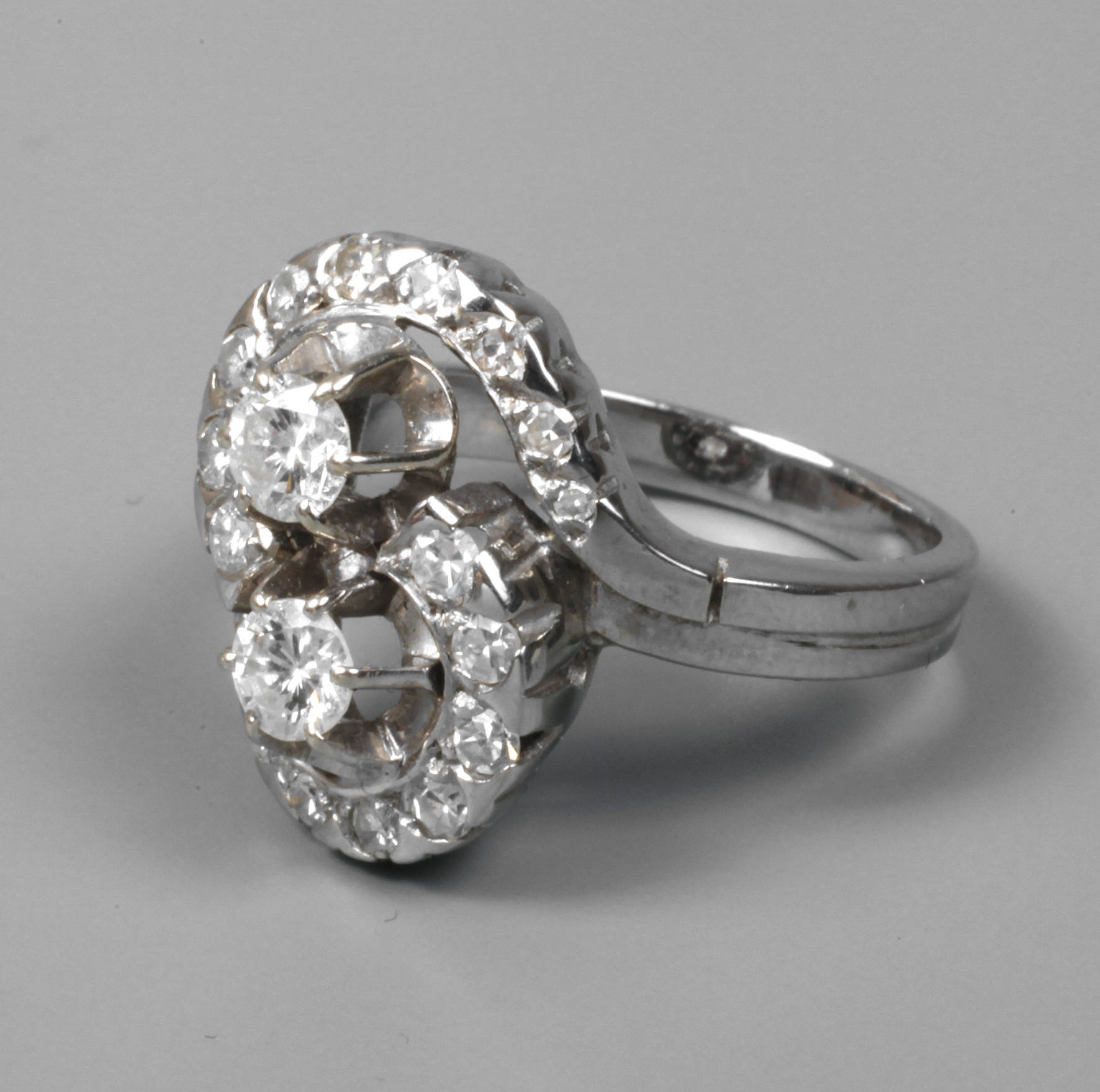 Brillantring Weißgold