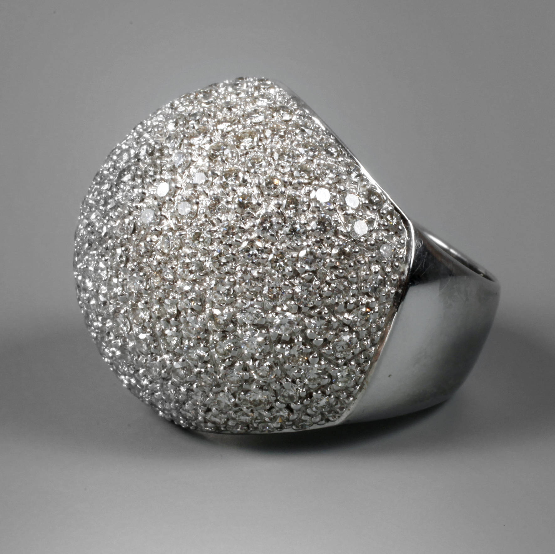 Übergroßer Fußballring