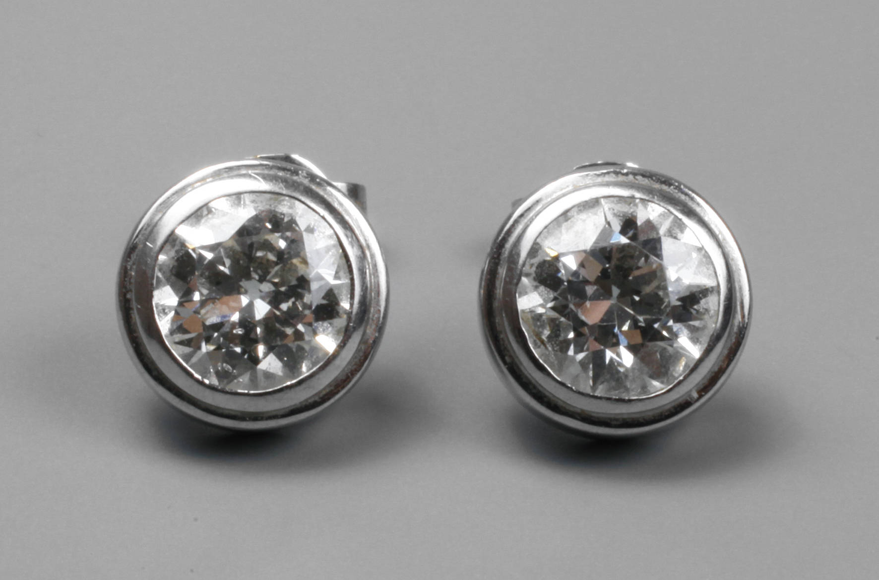 Paar Brillant-Ohrstecker