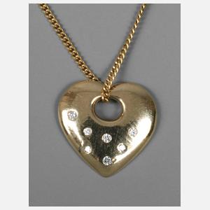 Goldkette mit Herzanhänger