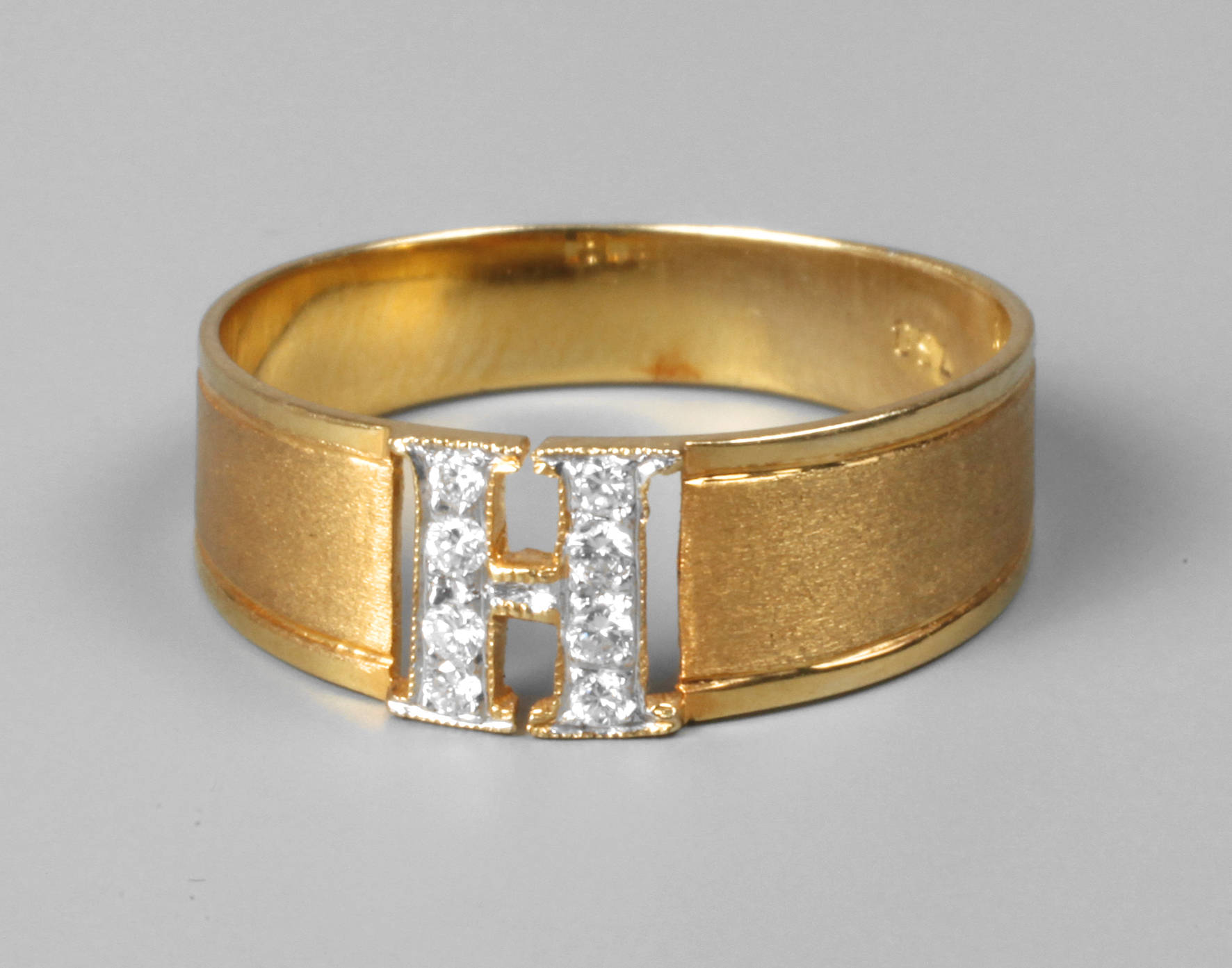 Buchstabenring ”H”