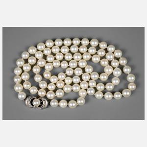 Feine Perlenkette mit Goldverschluss