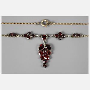 Granat-Collier