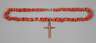 Korallenkette mit Kreuzanhänger