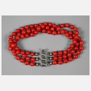Dreireihiges Korallenarmband