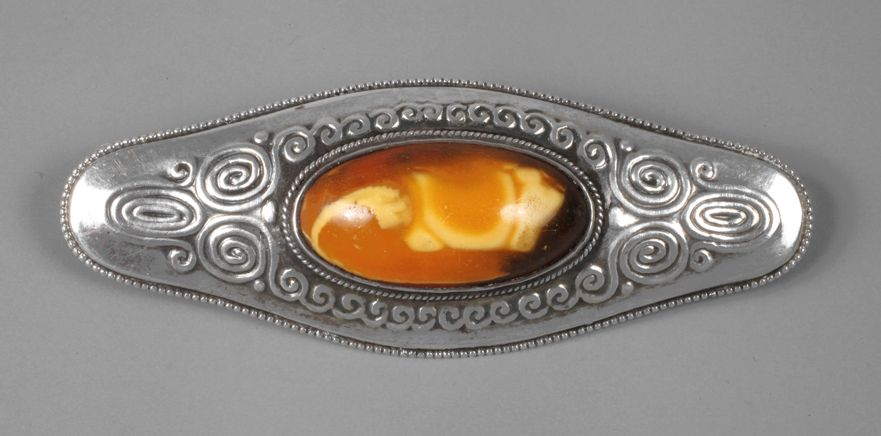 Bernsteinbrosche Jugendstil