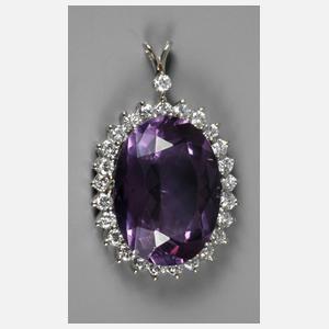 Großer Amethyst-Anhänger mit feinen Brillanten