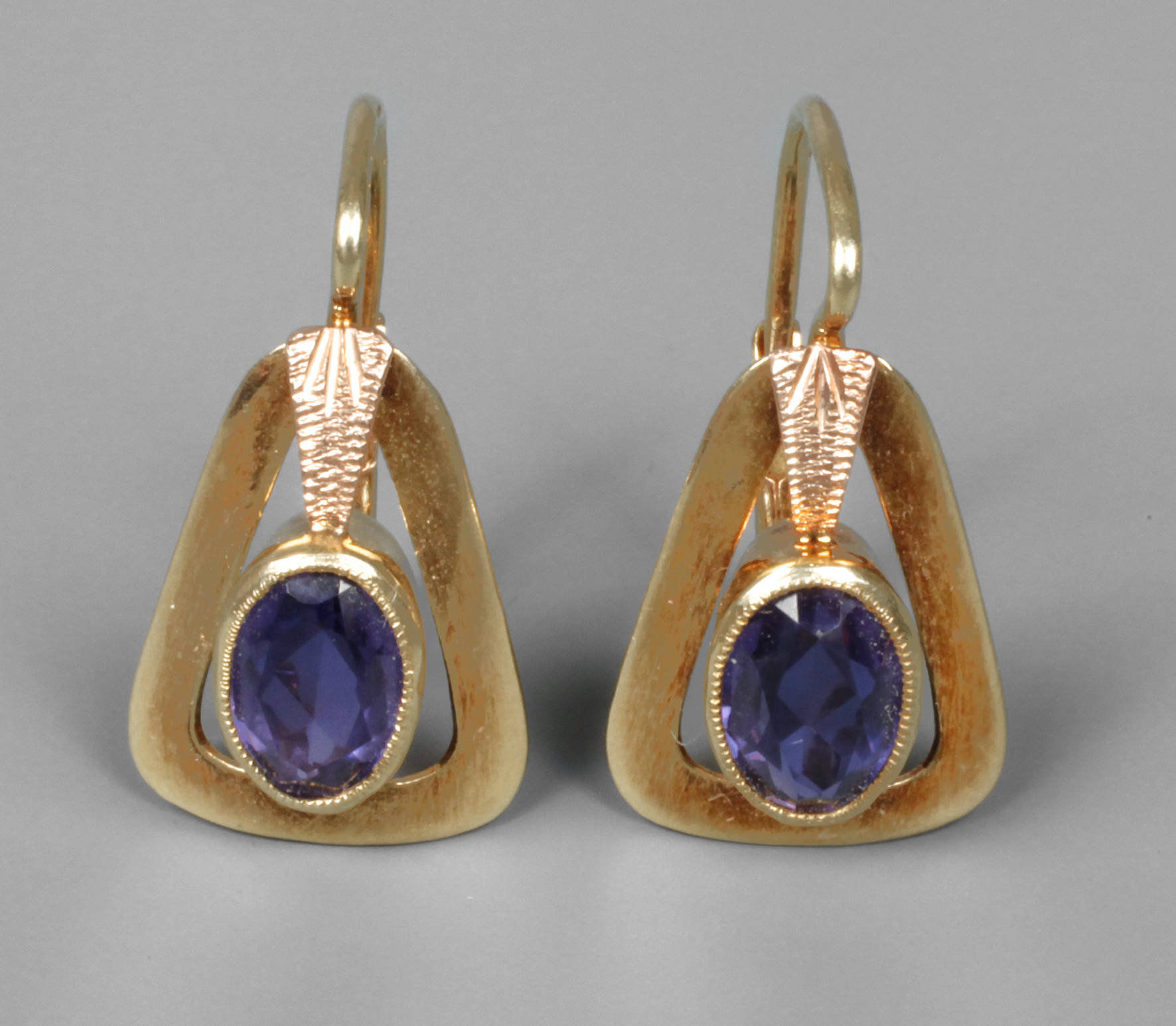 Paar Ohrringe Gold und Amethyst