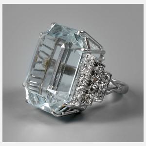Feiner übergroßer Aquamarinring mit Brillant