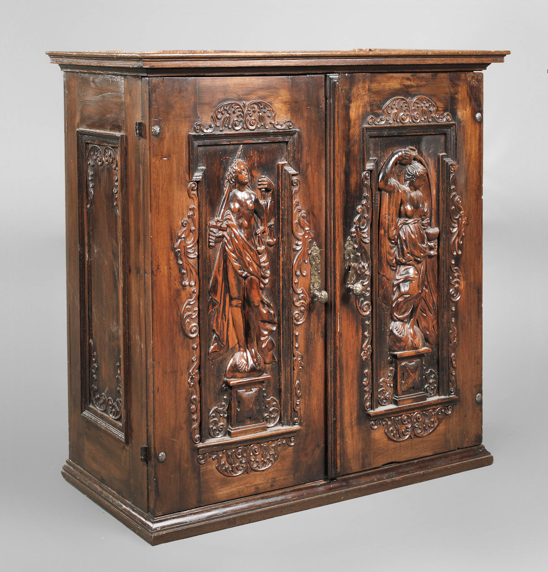 Halbschrank Renaissance