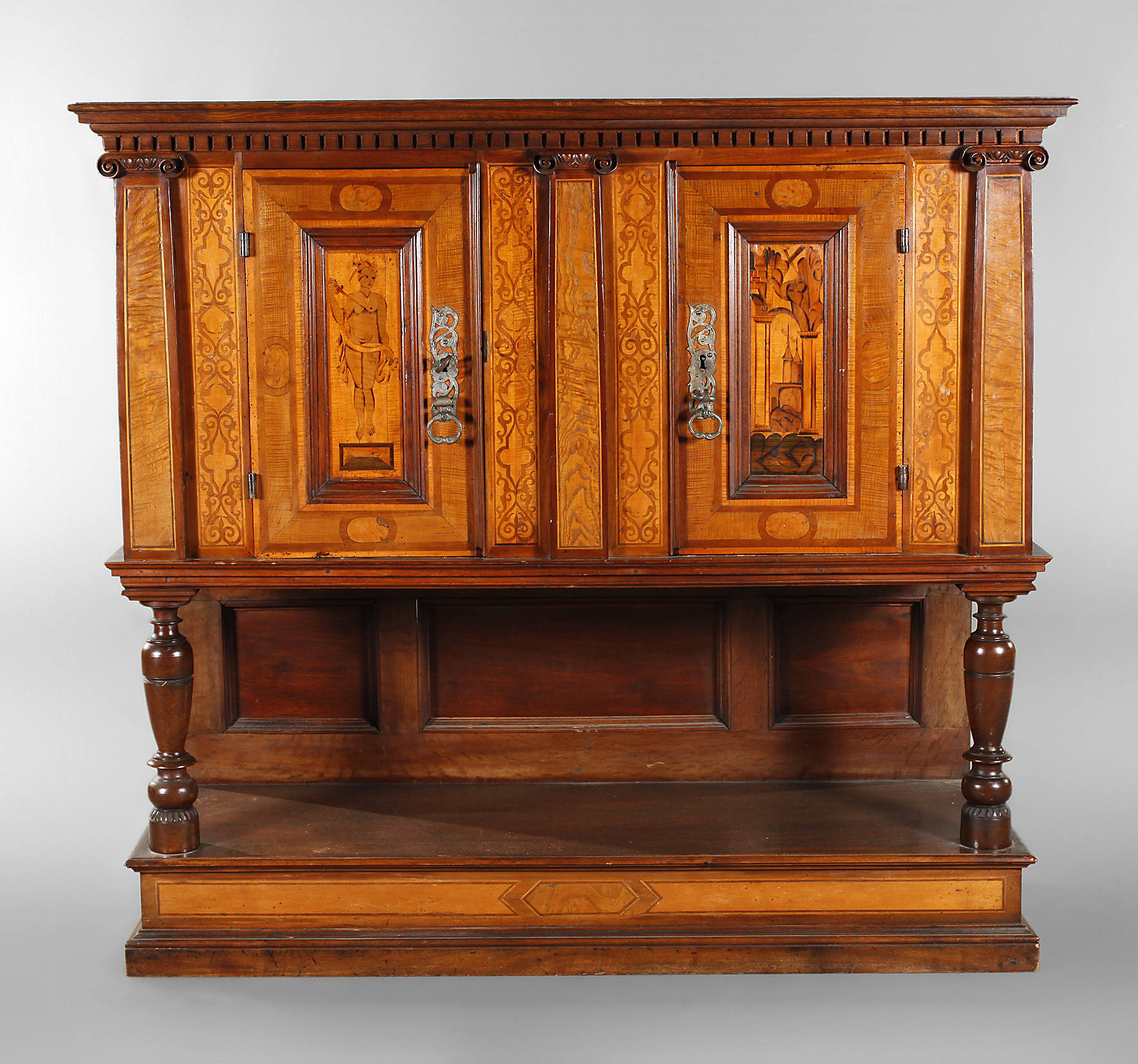 Stollenschrank Historismus 17./19. Jh.