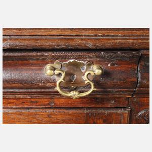 Barocke Aufsatzvitrine