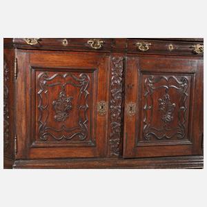 Barocke Aufsatzvitrine