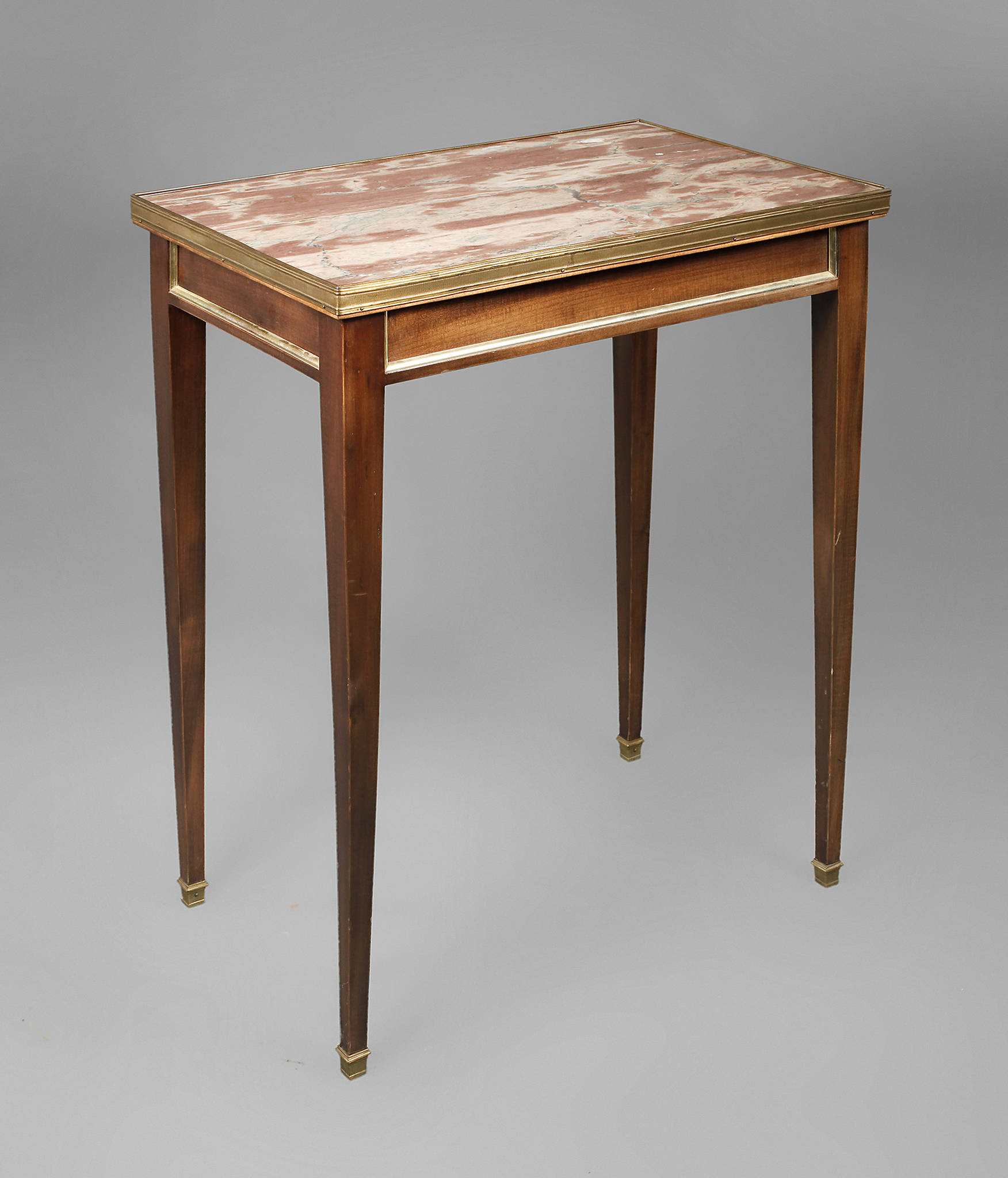 Klassizistischer Beistelltisch