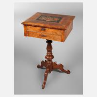 Intarsierter Nähtisch111