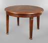 Runder Auszugstisch