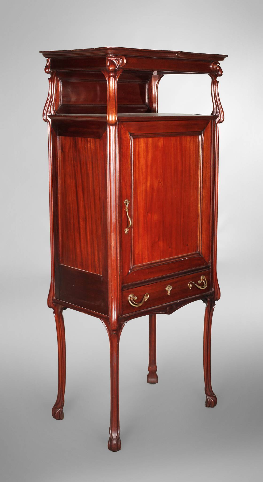 Jugendstil-Pfeilerschrank