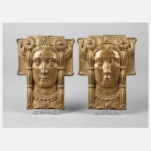 Paar Jugendstil-Applikationen