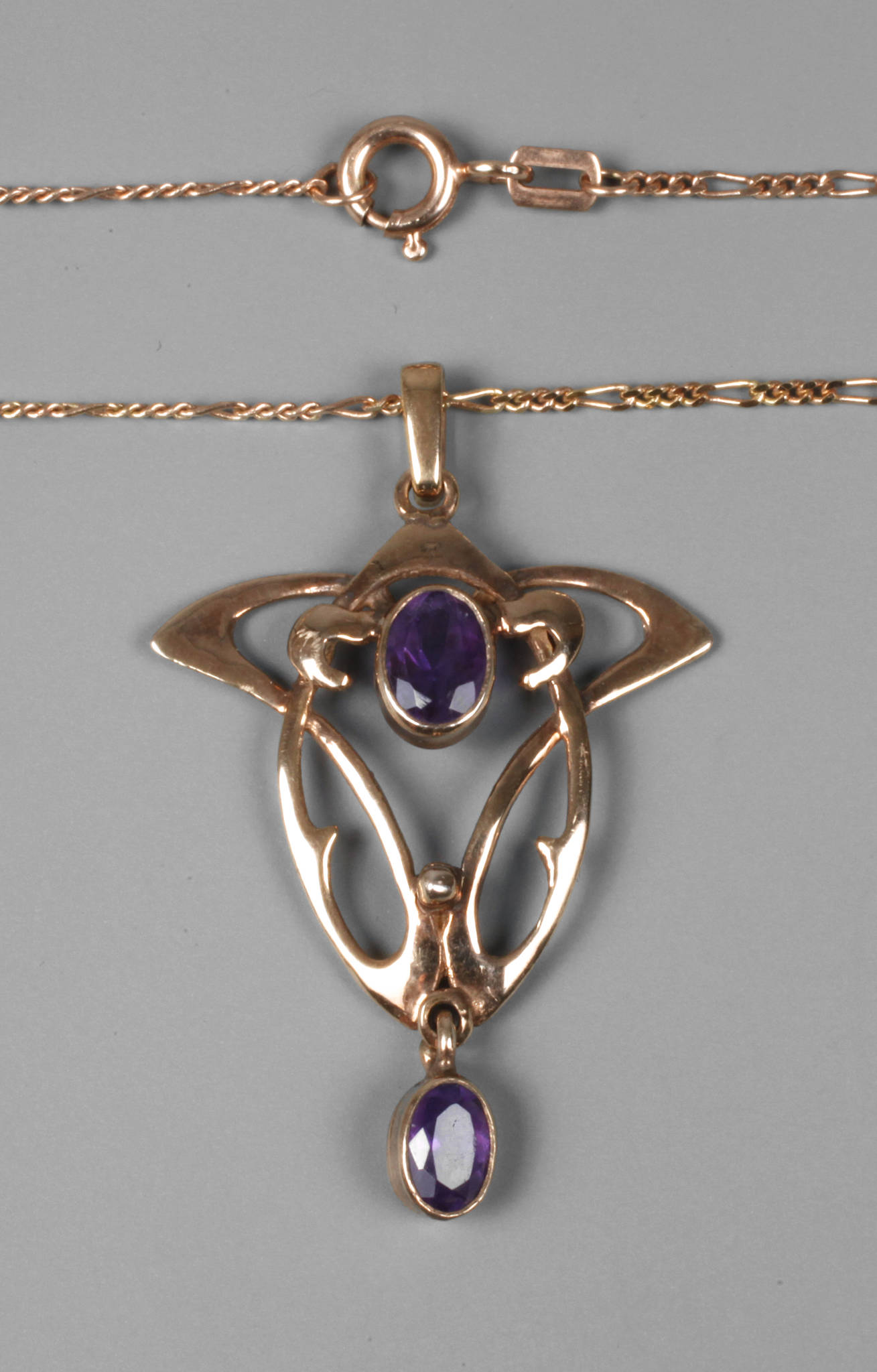 Jugendstil-Anhänger mit Amethyst