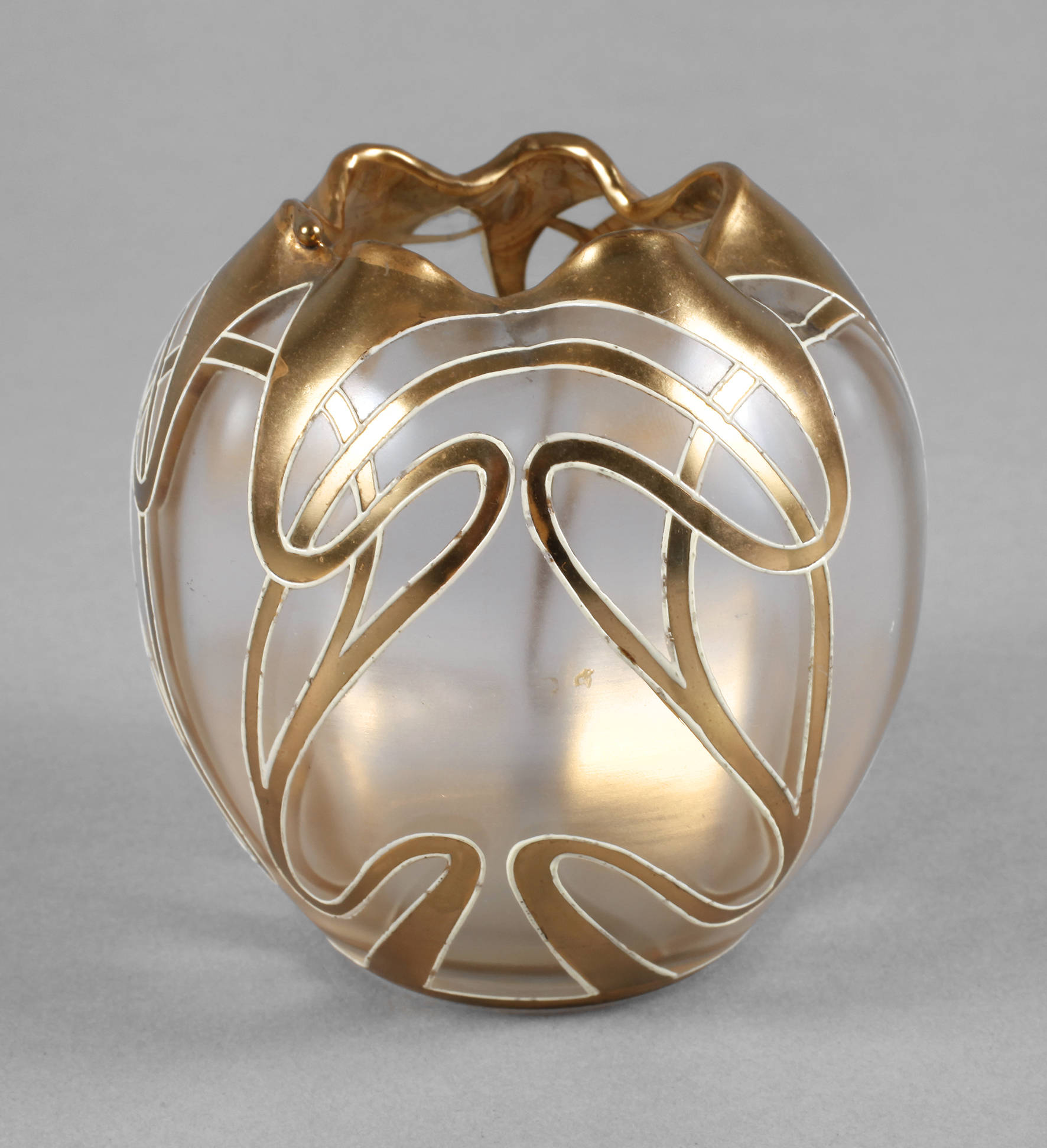 Kleine Jugendstilvase mit Goldbanddekor