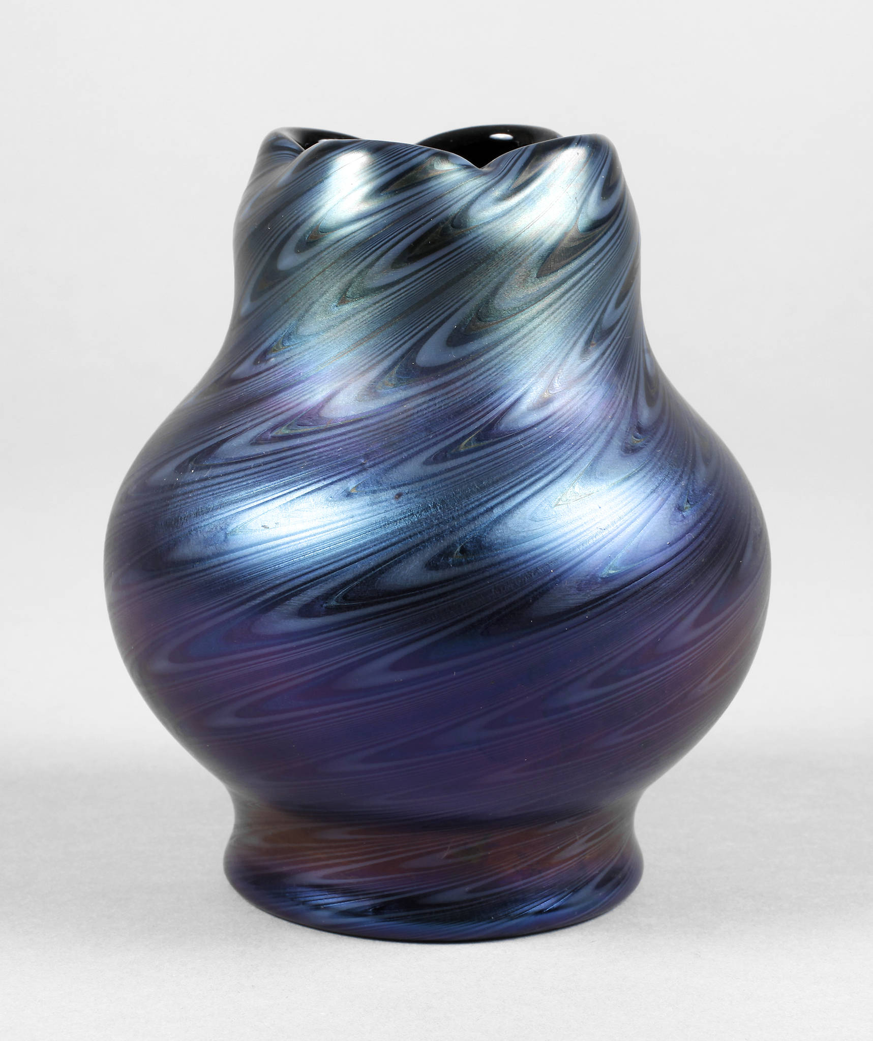 Kralik Jugendstilvase