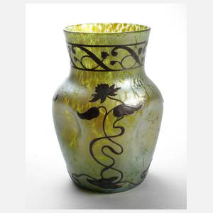 Loetz Wwe. Vase mit Silberauflage