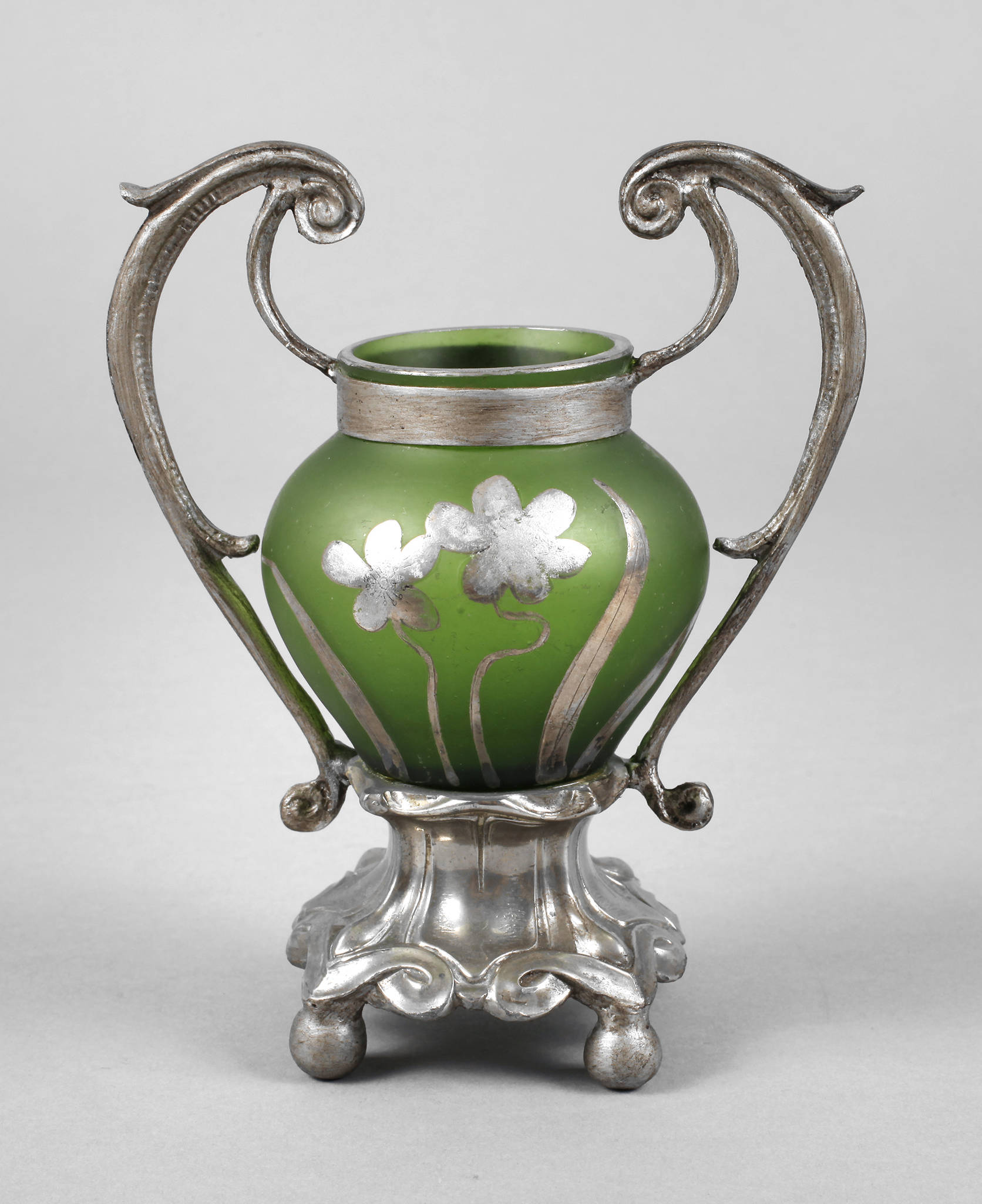 Montierte Jugendstilvase