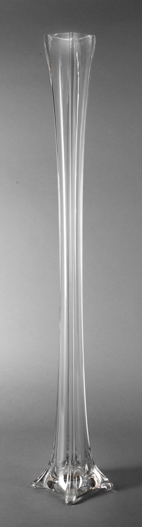 Übergroße Stangenvase