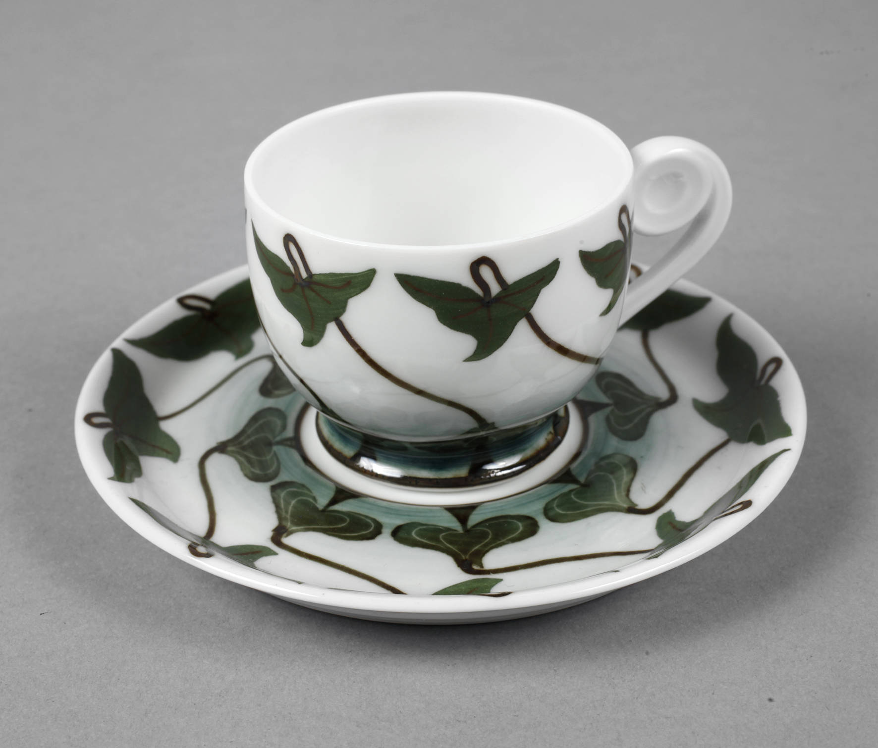 Burgau Mokkatasse Jugendstil