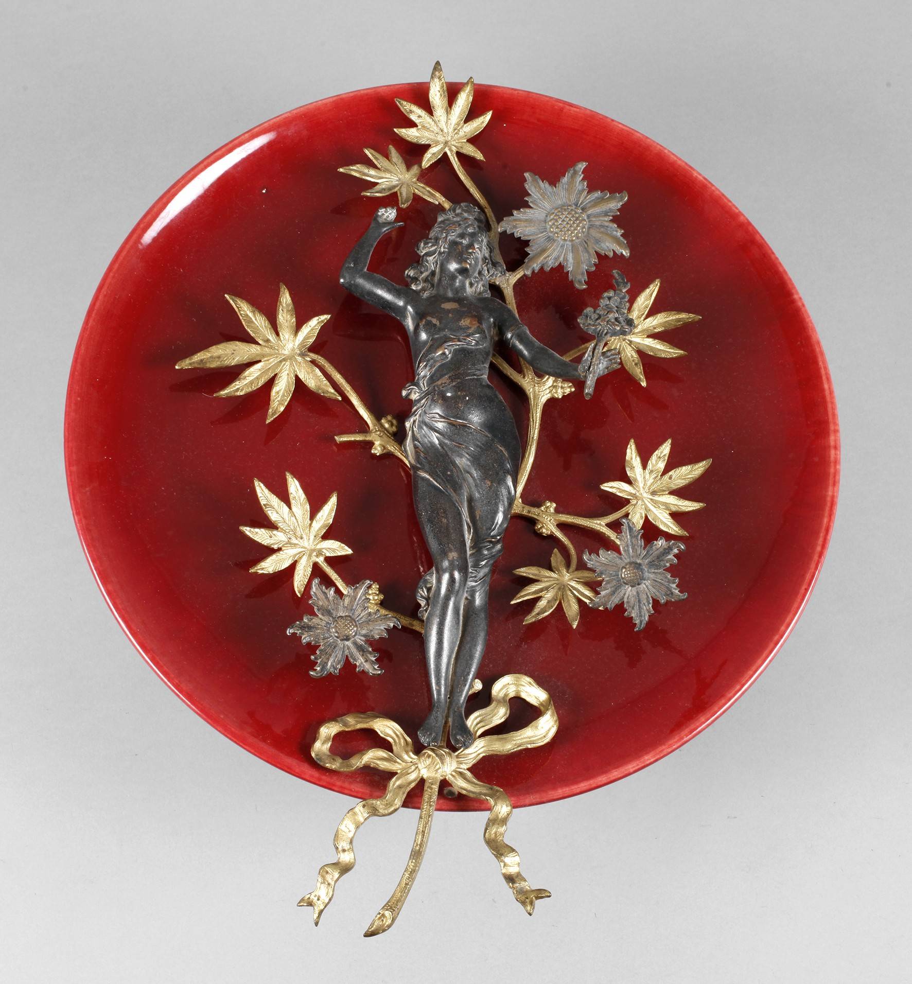 Großer Wandteller Jugendstil