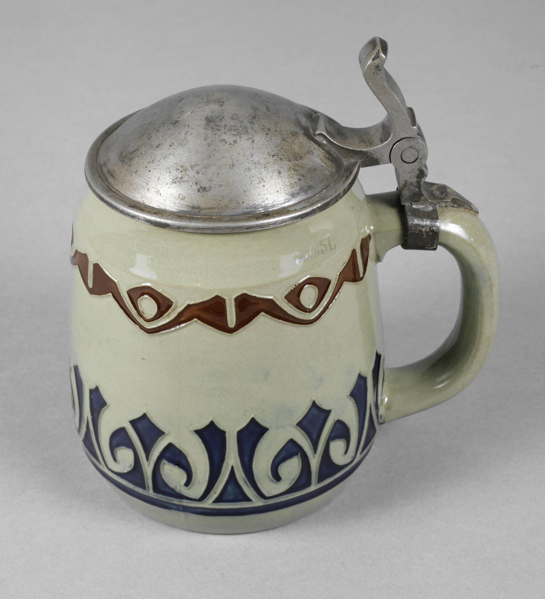 Leonhard Hellmuth Bierkrug