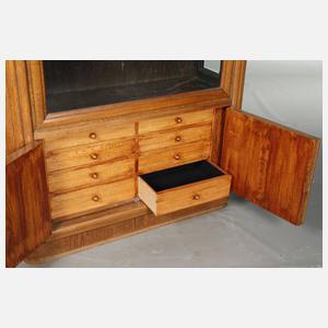 Dreiseitenvitrine Art déco