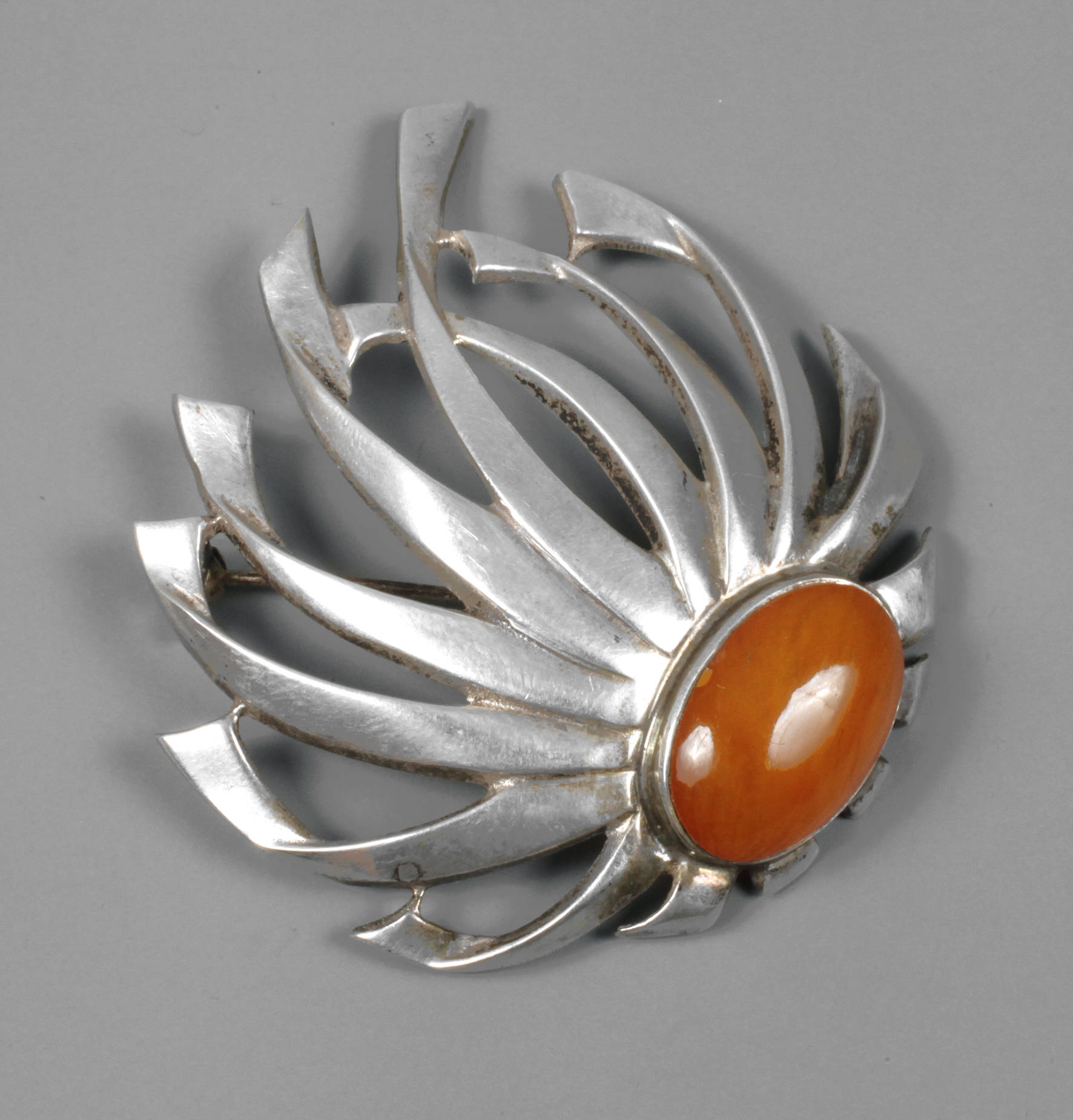 Anstecknadel Bernstein