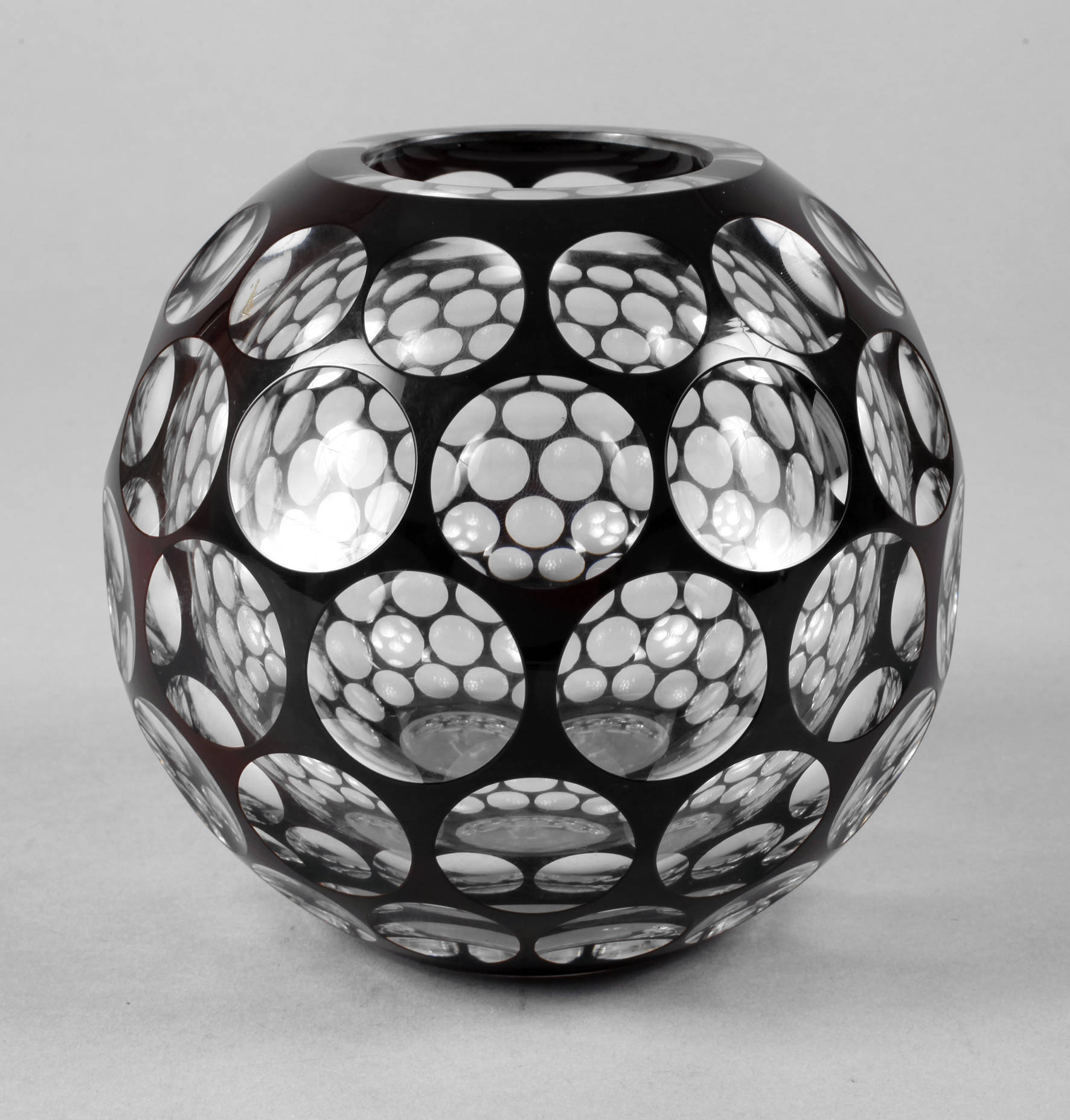 Kugelvase Linsenschliff