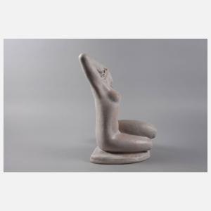 Peter Scharwitz sitzender weiblicher Akt