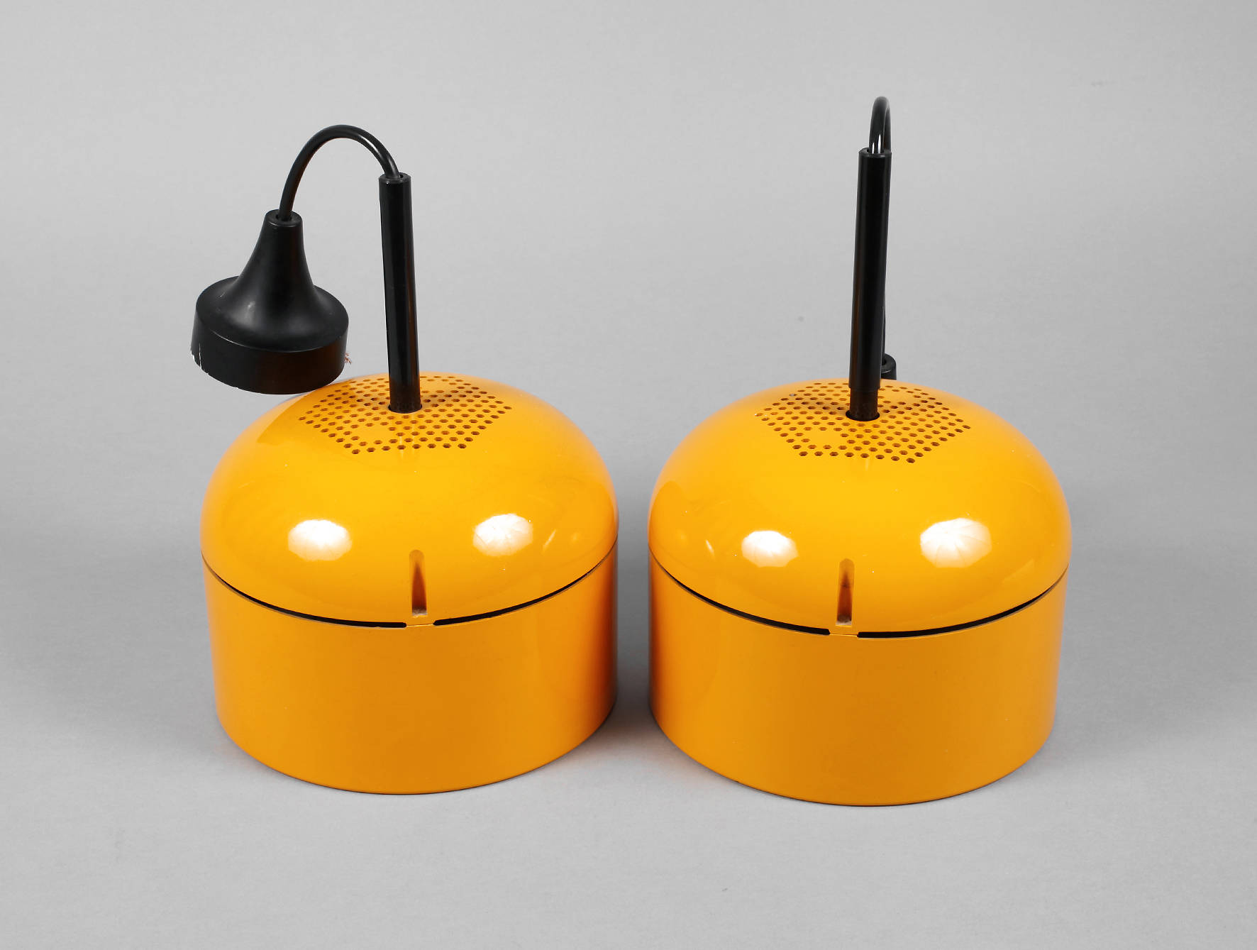 Paar Pendelleuchten Staff