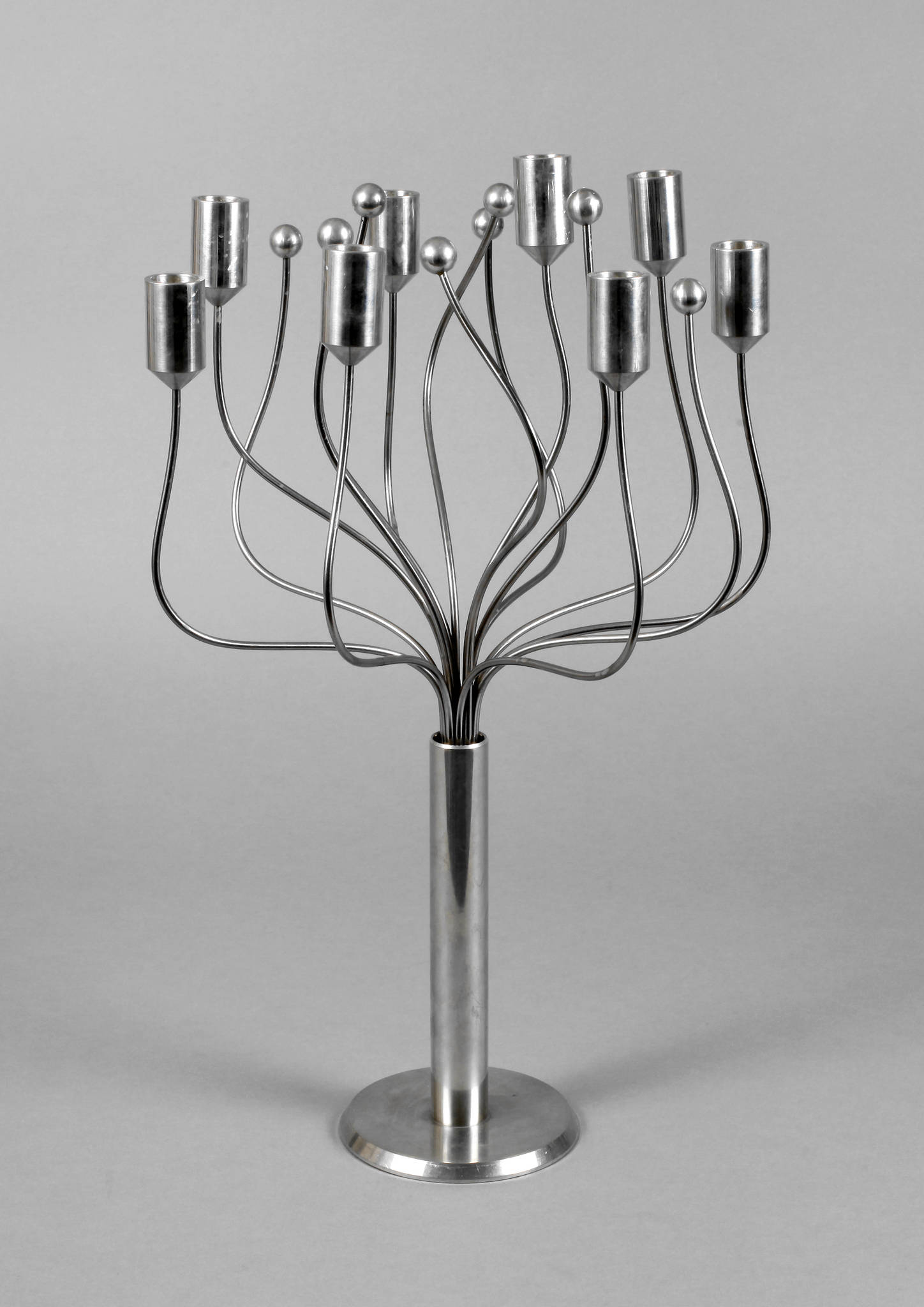 Moderner Zinnleuchter