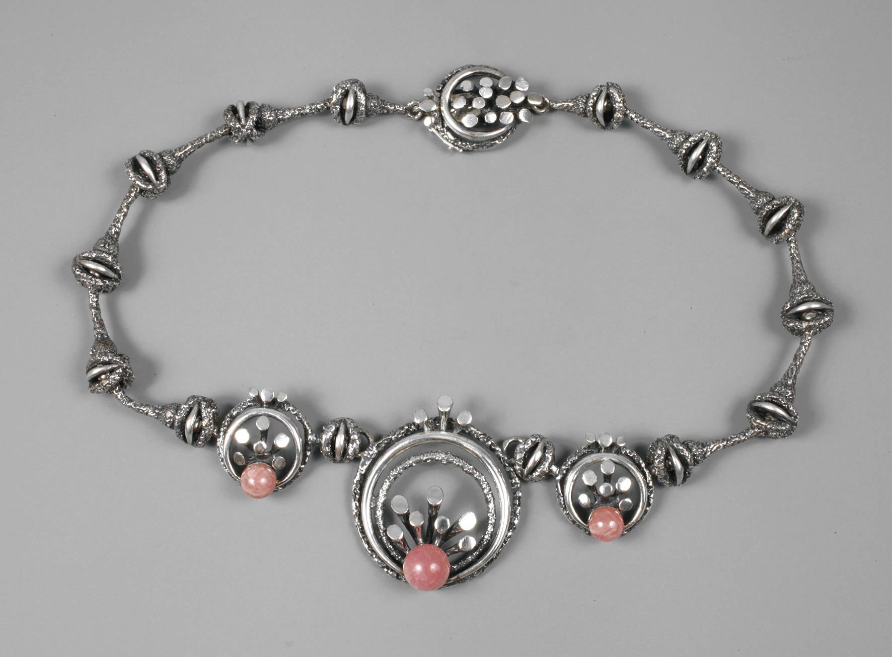 Designcollier 1970er Jahre,